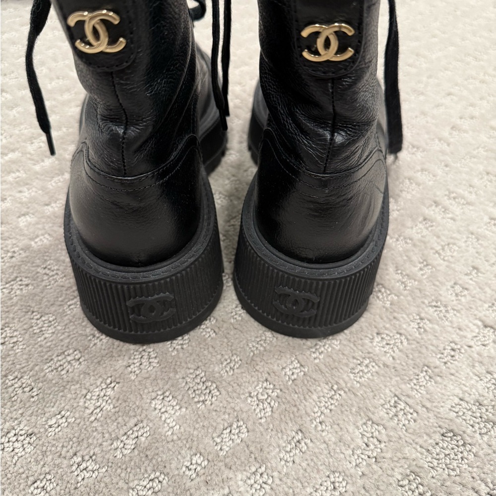 CHANEL Black Leather Lace-Up Boots - Picture 5 of 6